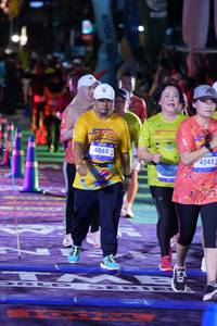 BIB: 4065, 4542, 2000
                            <button type="button" onclick="openModal(26224163)" class="btn btn-primary btn-sm float-right btn-popup" data-toggle="modal" data-target=".modal-high-quality">
                        <i class="fas fa-shopping-cart"></i> Add to Cart
                    </button>
                                            <button type="button" onclick="isThisMe(26224163, true)" class="btn btn-success btn-sm float-right btn-popup btn-isme hidden" data-toggle="tooltip" data-placement="bottom" title="นี่คือรูปของคุณใช่ไหม คลิกที่นี่เพื่อเอาเข้าอัลบั้ม">
                        <i class="fas fa-plus"></i> Add to album
                    </button>
                    <button type="button" onclick="isThisMe(26224163, false)" class="btn btn-warning btn-sm float-right btn-popup btn-isnotme hidden">
                        <i class="fas fa-ban"></i> Remove from album
                    </button>